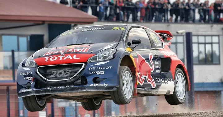Peugeot Hansen, campione del mondo Rallycross