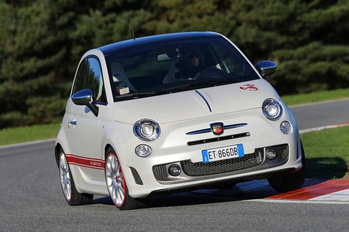 Abarth 595 '50° Anniversario’: 299 esemplari a 35.080 euro
