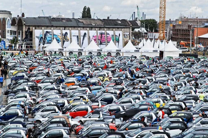 Il raduno Smart più grande del mondo