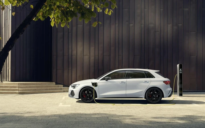 Audi A3 Sportback TFSI e 2024: la nuova generazione di ibride plug-In con autonomia e potenza superiori