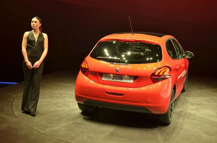 Peugeot 208 restyling al Salone di Ginevra 2015