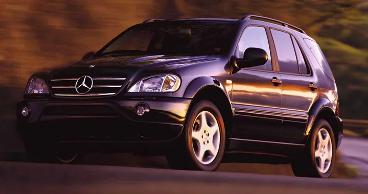 Mercedes richiama 186.000 Suv Classe M