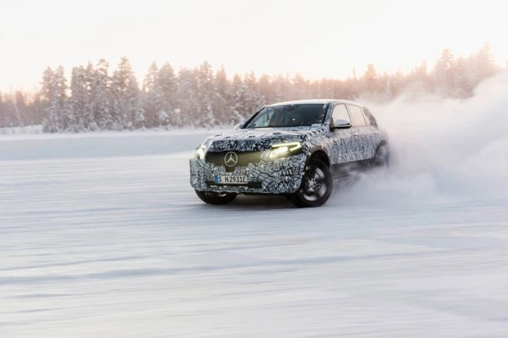 Mercedes EQC e GLC F-CELL: testati in Lapponia i futuri SUV elettrici