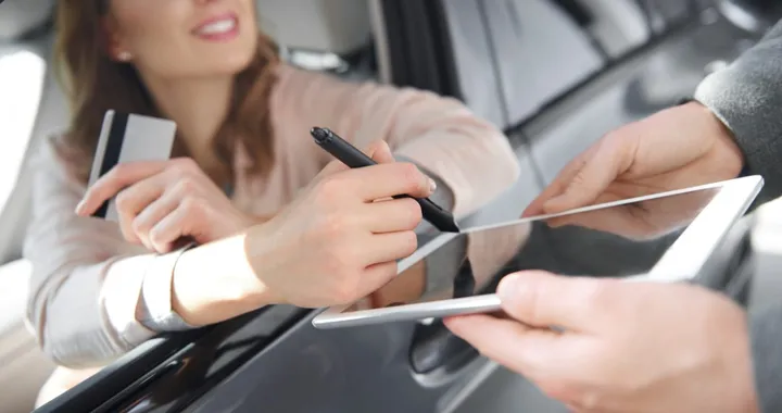 Quanto costa il passaggio di proprietà auto nel 2025?