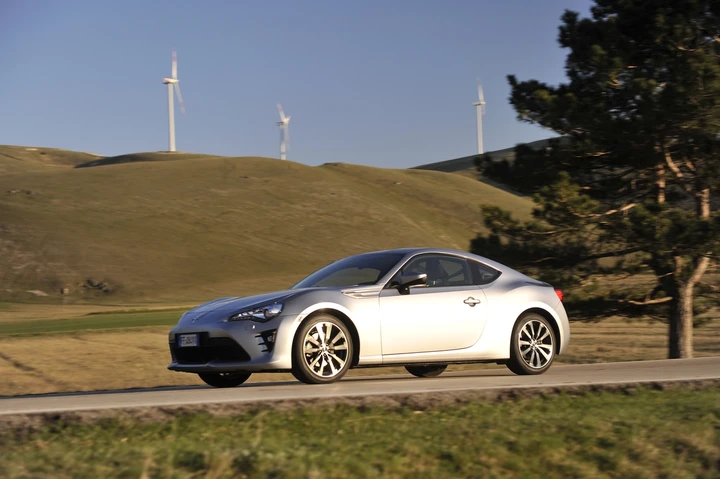 Toyota GT86 Rock&Road: la prova su strada