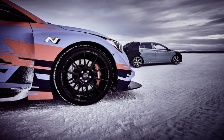 Hyundai: il prototipo della nuova i20 N in azione sul lago ghiacciato