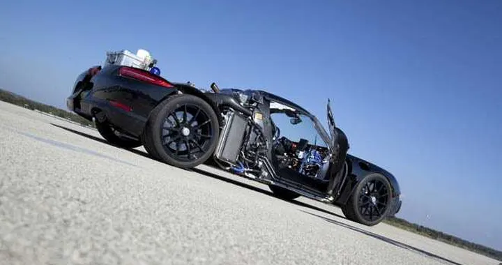Porsche 918 Spyder: l'ibrida in pista a Nardò