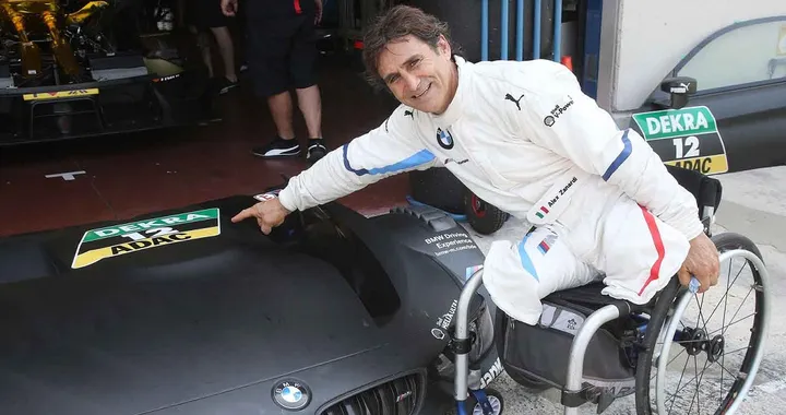 Alex Zanardi torna a stupire nel DTM
