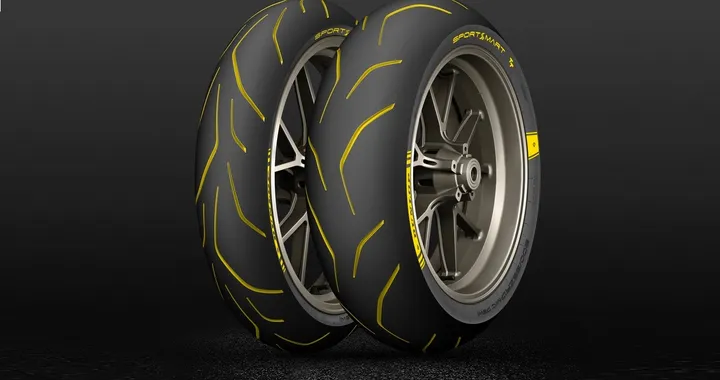 Dunlop SportSmart TT: pneumatico racing studiato per la pista e la strada