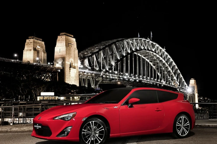 Toyota GT86 Shooting Brake Concept: le immagini ufficiali