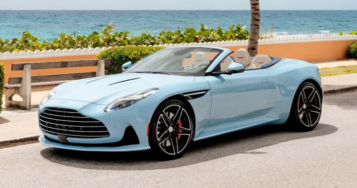 Aston Martin DB12 Volante Palm Beach Edition: è l'unica al mondo