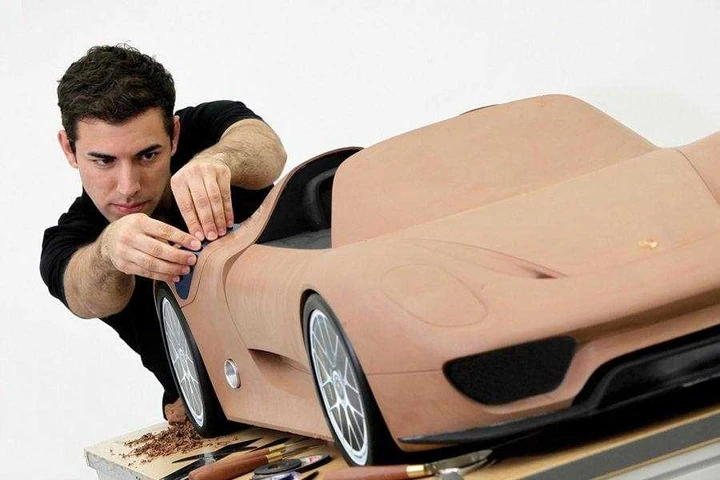 Porsche: a Detroit un nuovo modello a sorpresa