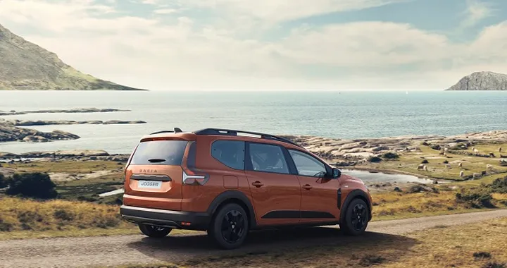 Dacia Jogger: versioni, allestimenti e prezzi