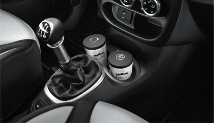 Gli accessori per auto più strani