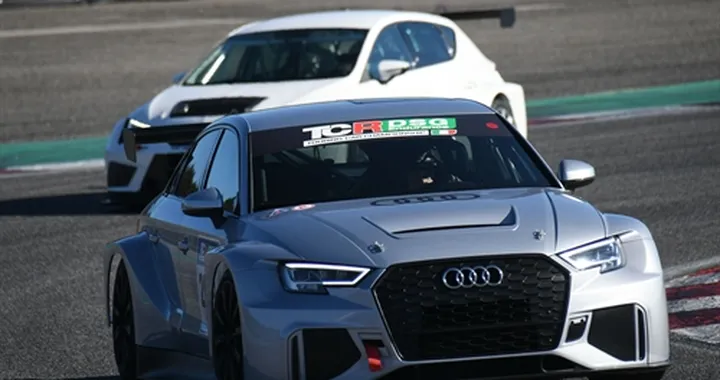 TCR Endurance, il punto dopo un'ora