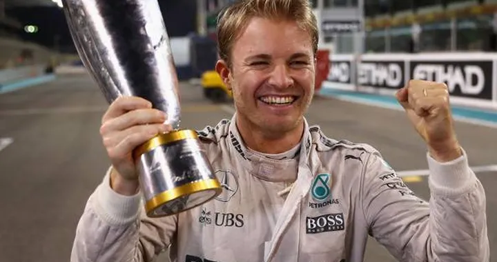 Nico Rosberg, annuncio su Facebook: Mi ritiro