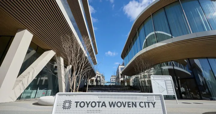 Toyota apre le porte alla città del futuro: benvenuti a Woven City