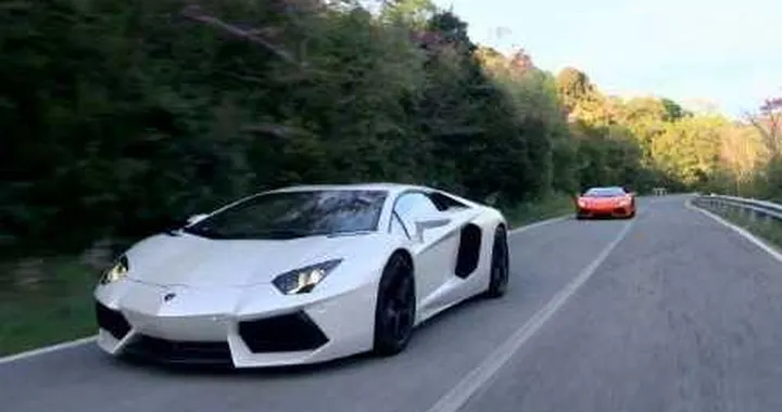 Lamborghini Aventador: nuovamente in video