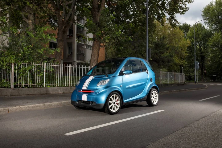 Smart elettrica by Newtron: zero emissioni, massima personalità