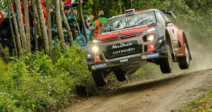 WRC: il Citroën Total Abu Dhabi WRT si prepara per il 100 Laghi