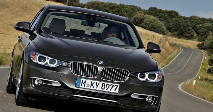 Nuova Bmw Serie 3 2012, il video