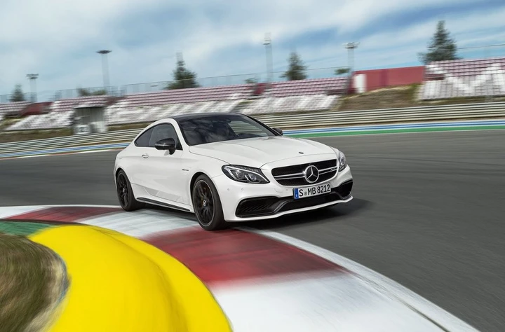Mercedes Classe Coupé e C63 AMG 2016: le immagini ufficiali