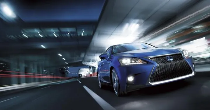 Lexus CT Hybrid: prezzi da 27.250 euro