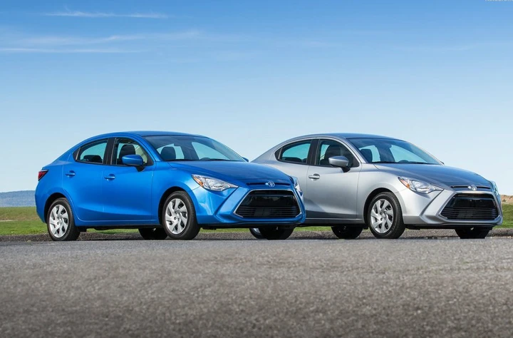 Toyota Yaris Sedan: berlina per il nord America