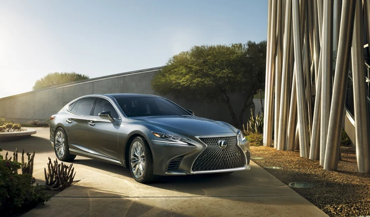 Nuova Lexus LS 500: l’ammiraglia svelata Detroit