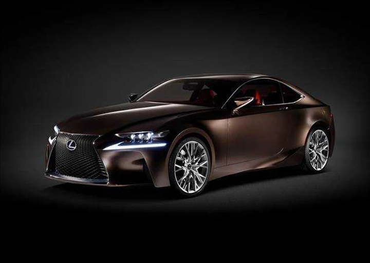 Lexus RC F: in arrivo una coupé sportiva