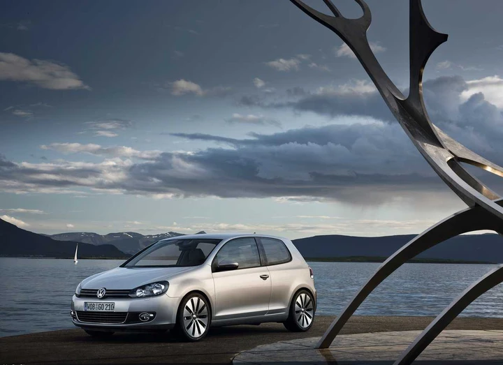 Volkswagen Golf VI