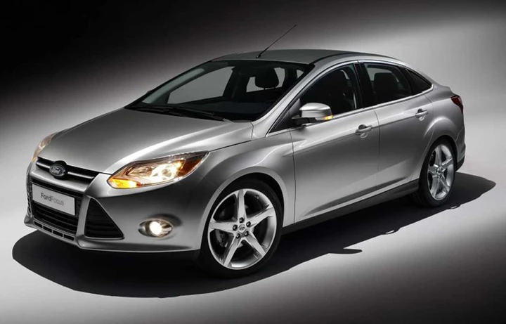 Ford Focus MY 2011 prime immagini