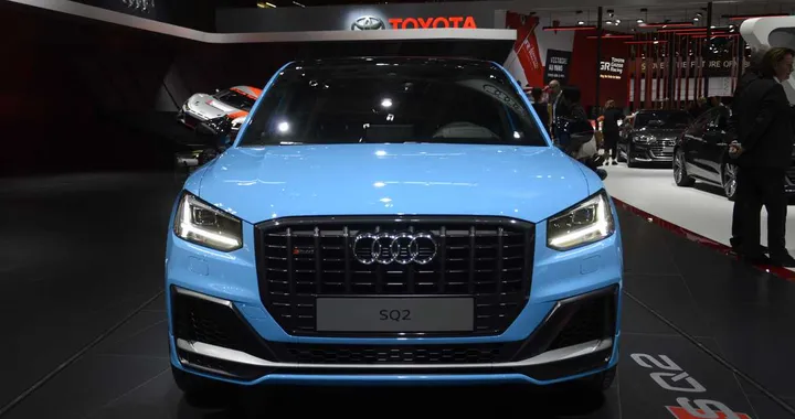 Audi SQ2: il SUV da 300 CV svelato al Salone di Parigi 2018
