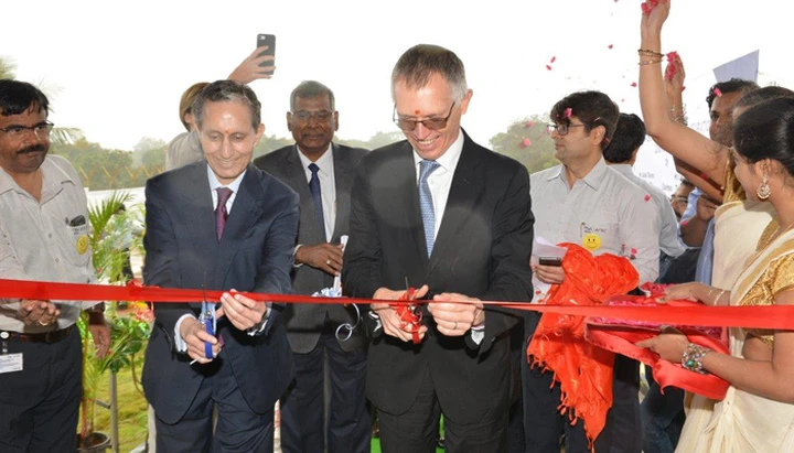 Groupe PSA e il Gruppo CK Birla inaugurano una fabbrica in India