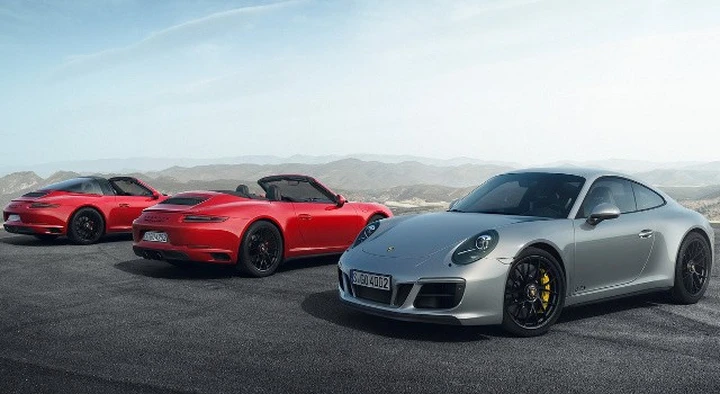 Porsche 911 Carrera GTS: pronta al debutto
