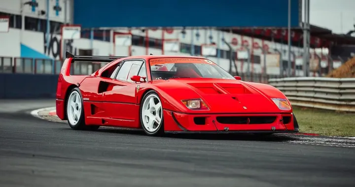 Ferrari F40 Competizione, un pezzo unico che prova a imporsi a Villa d'Este