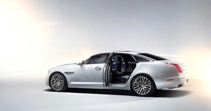 Nuova Jaguar XJ, arriva la versione per la Cina