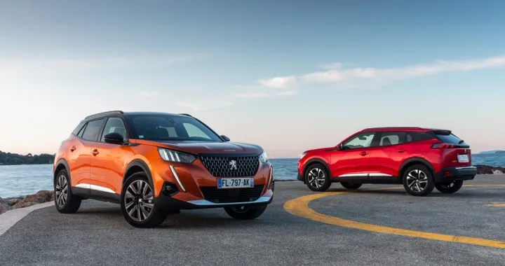 Peugeot 2008 gamma 2021, allestimenti e prezzi