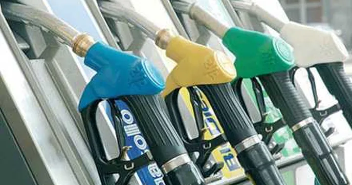 Caro carburanti: la benzina sale ancora