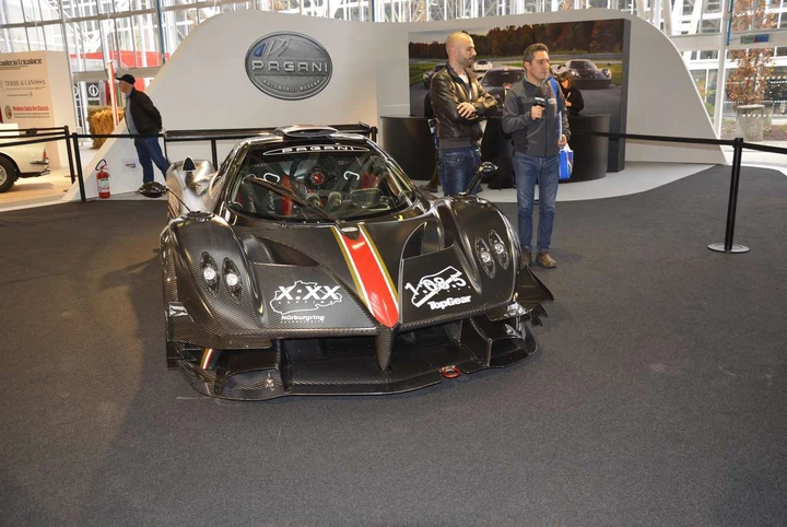 Pagani Zonda Revolucion al Motor Show 2014