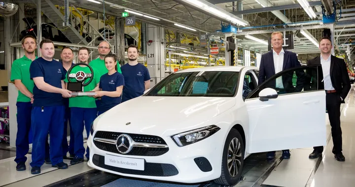 Mercedes Classe A: avviata la produzione anche in Ungheria