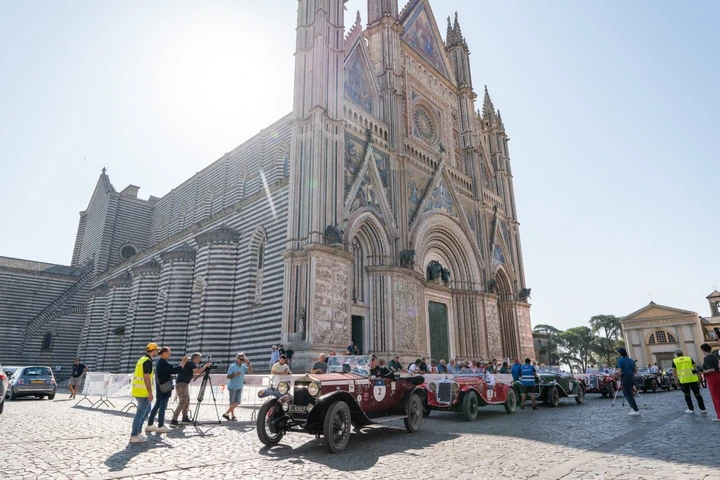 1000 Miglia 2025: al via la terza tappa