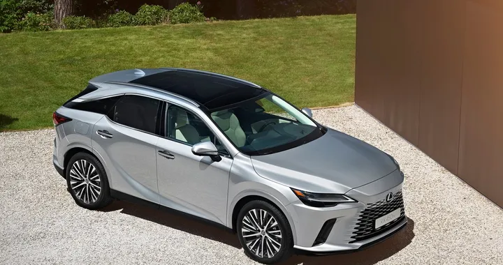 Lexus RX 2023: lusso, prestazioni elevate e look inedito