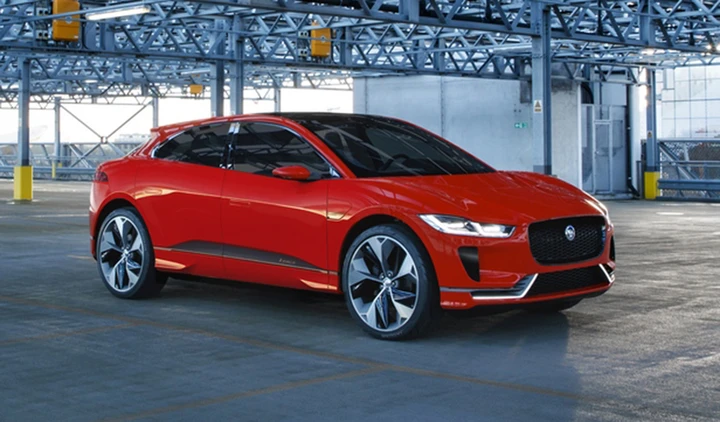 Jaguar I-Pace Concept: a Ginevra si infiamma di rosso