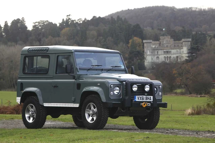 Land Rover Defender