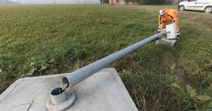 Fleximan torna a colpire: danni e indagini sull’autovelox distrutto