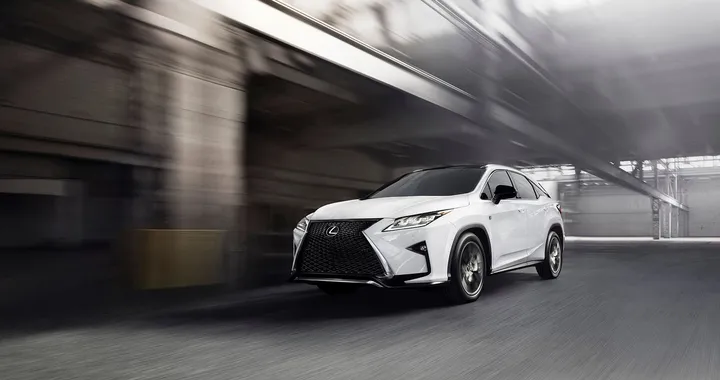 Lexus RX Hybrid: prezzi da 69.000 euro