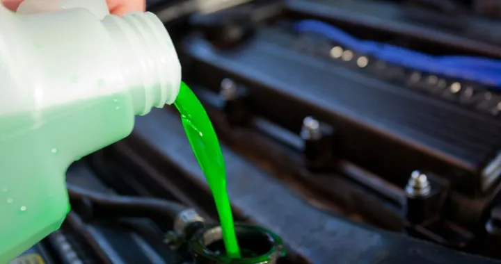 L'importanza del liquido antigelo durante l'inverno