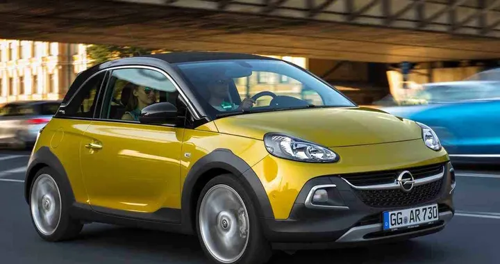 Opel Adam Rocks: il mini crossover con tetto in tela