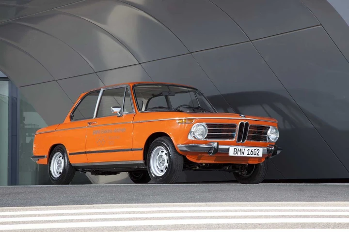 Bmw festeggia 40 anni di auto elettriche